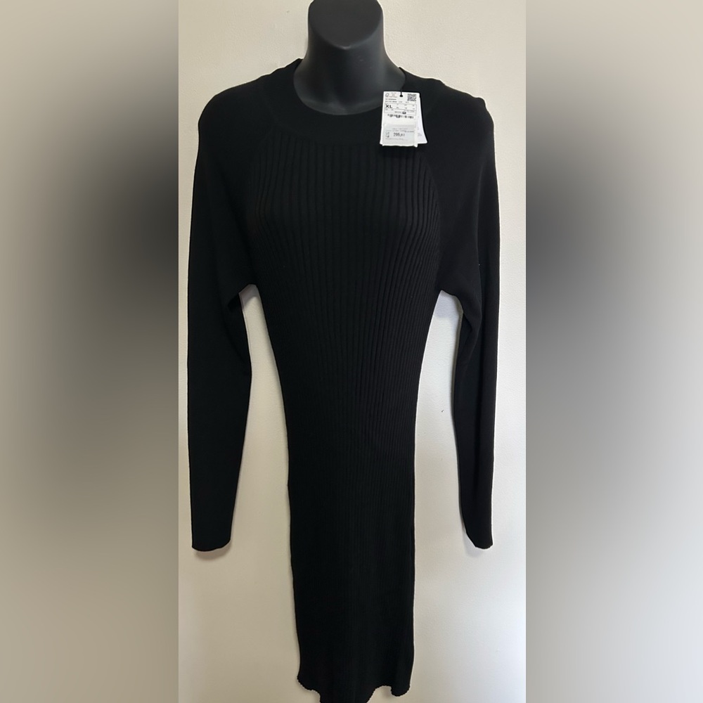 Mango Black Women's Sweater Dress,size 10, bow in the back with small opening